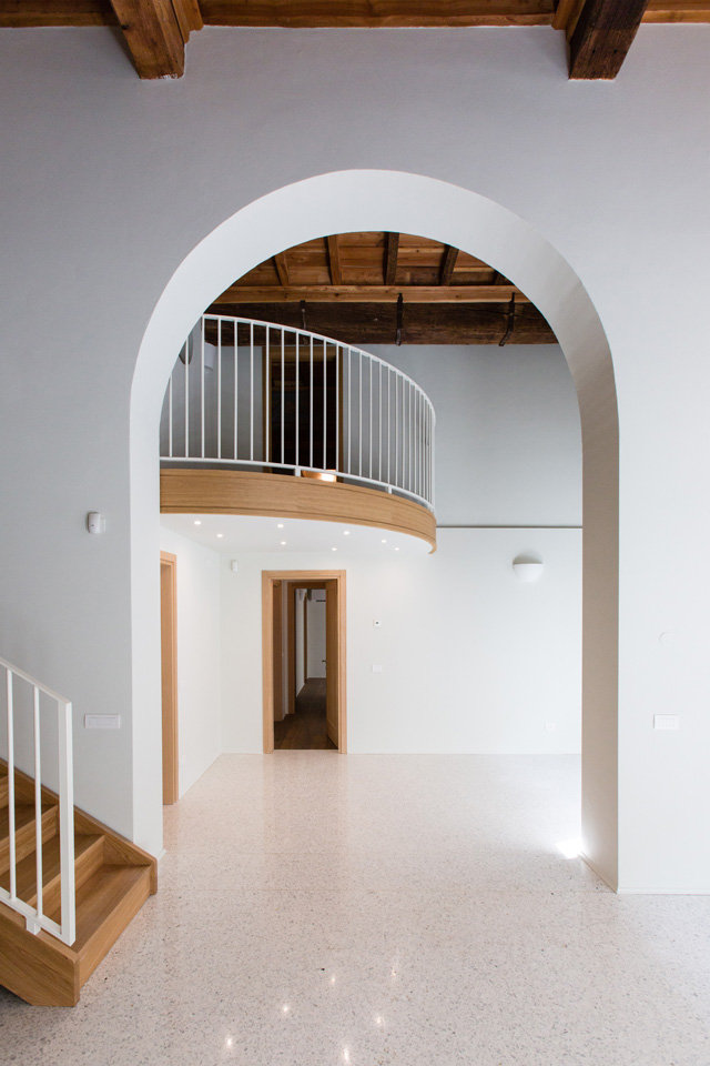 http://fotografia%20interni%20milano%20Studio%20fotografico%20Lops